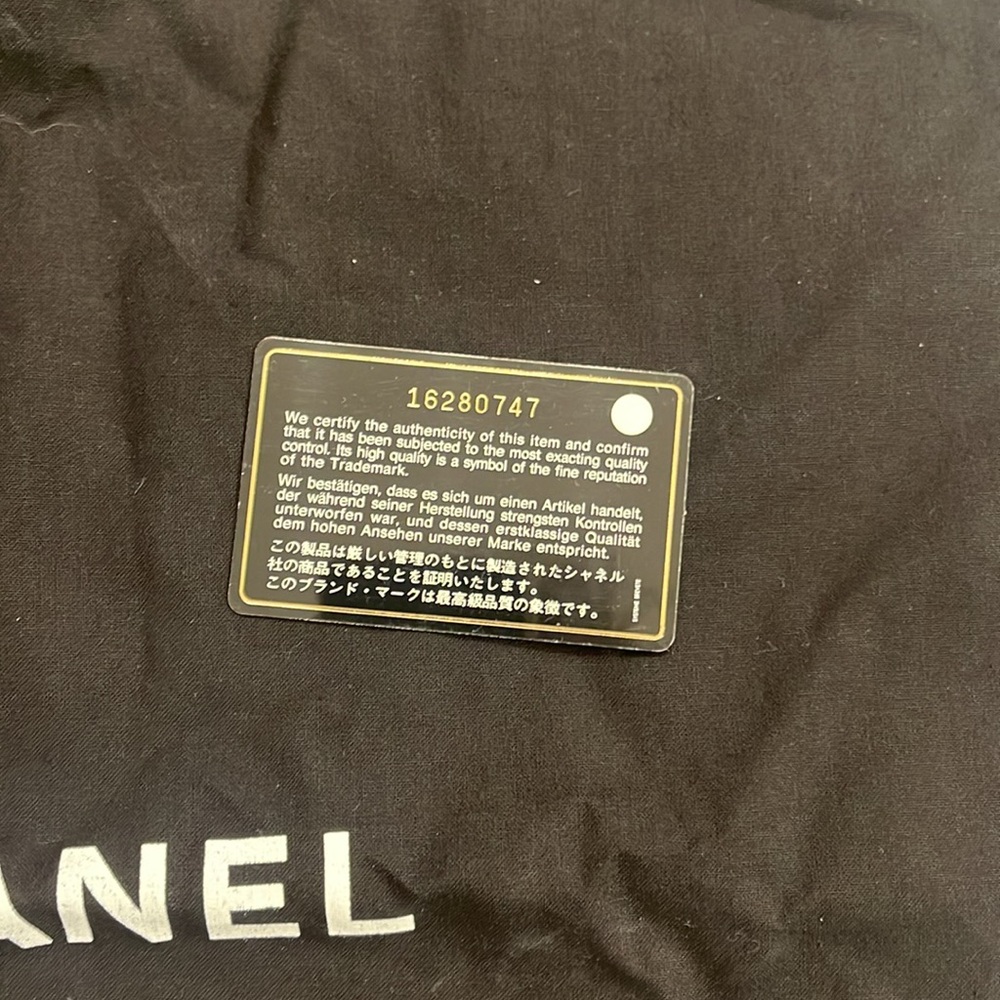 Chanel Grande Tote bag- black with silver hardware - Picture 11 of 12